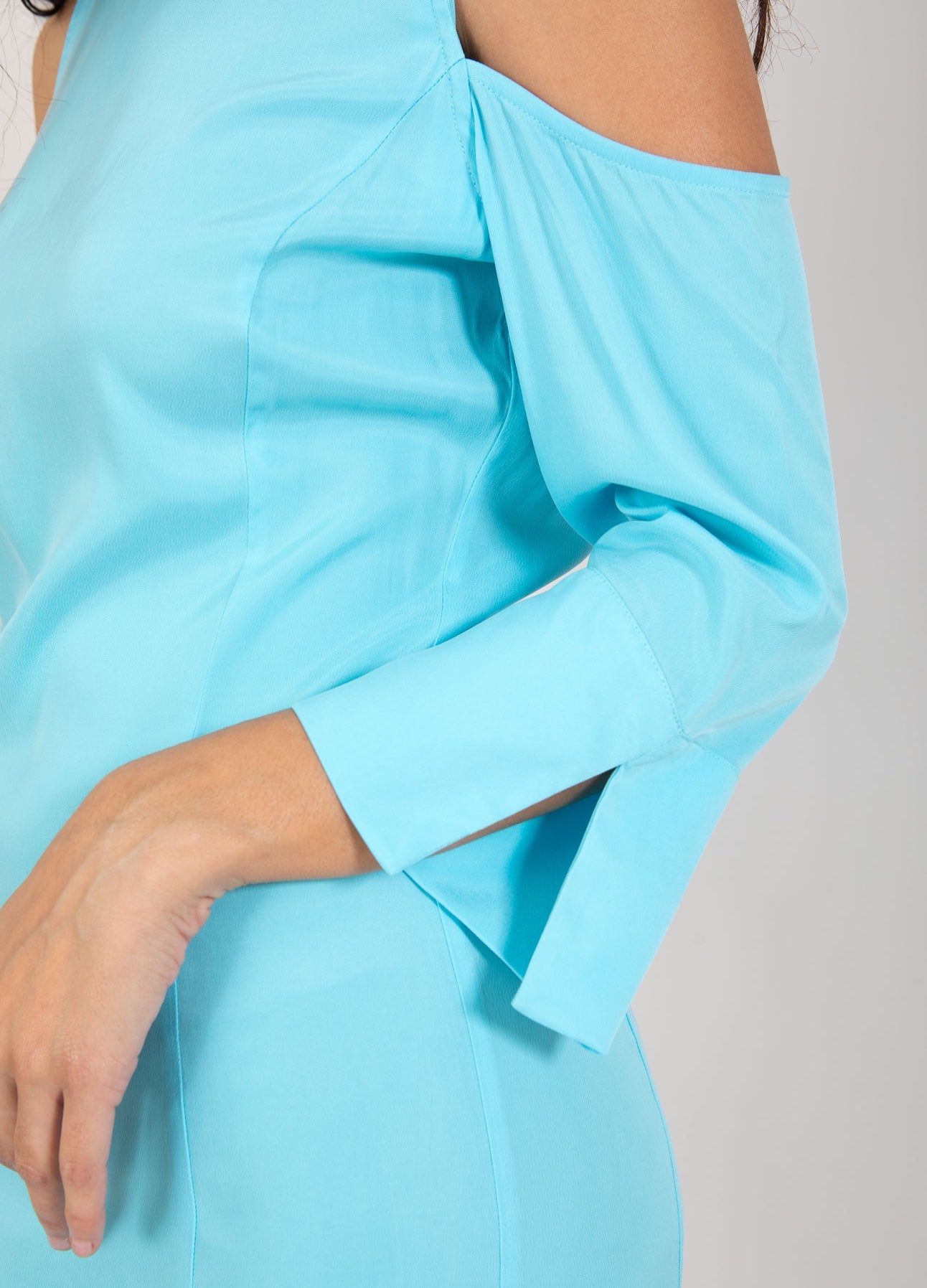 KJOLE MED KNAPPEDETALJE - Aqua blue Online nu