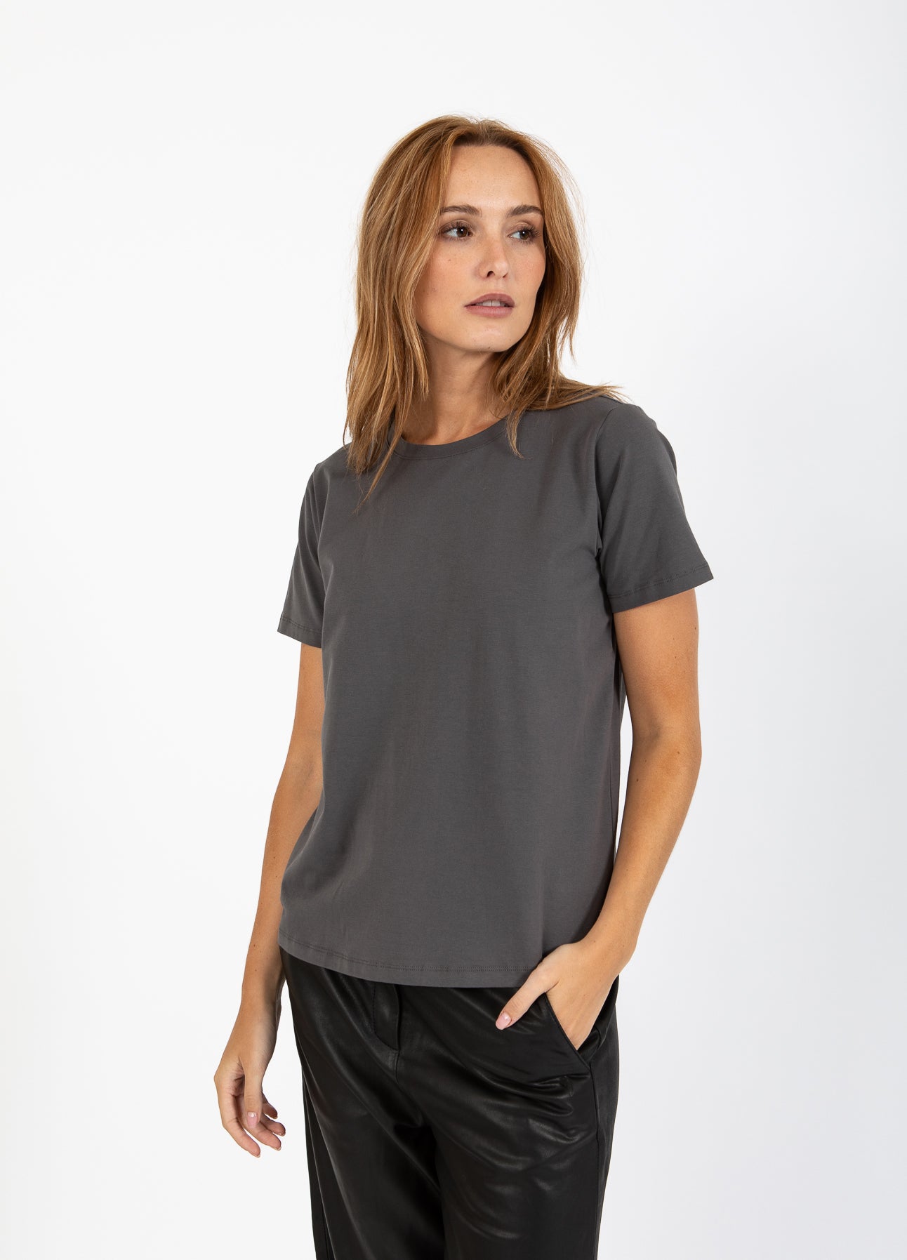 T-SHIRT MED RUND HALS - KORTE ÆRMER - Volcanic grey