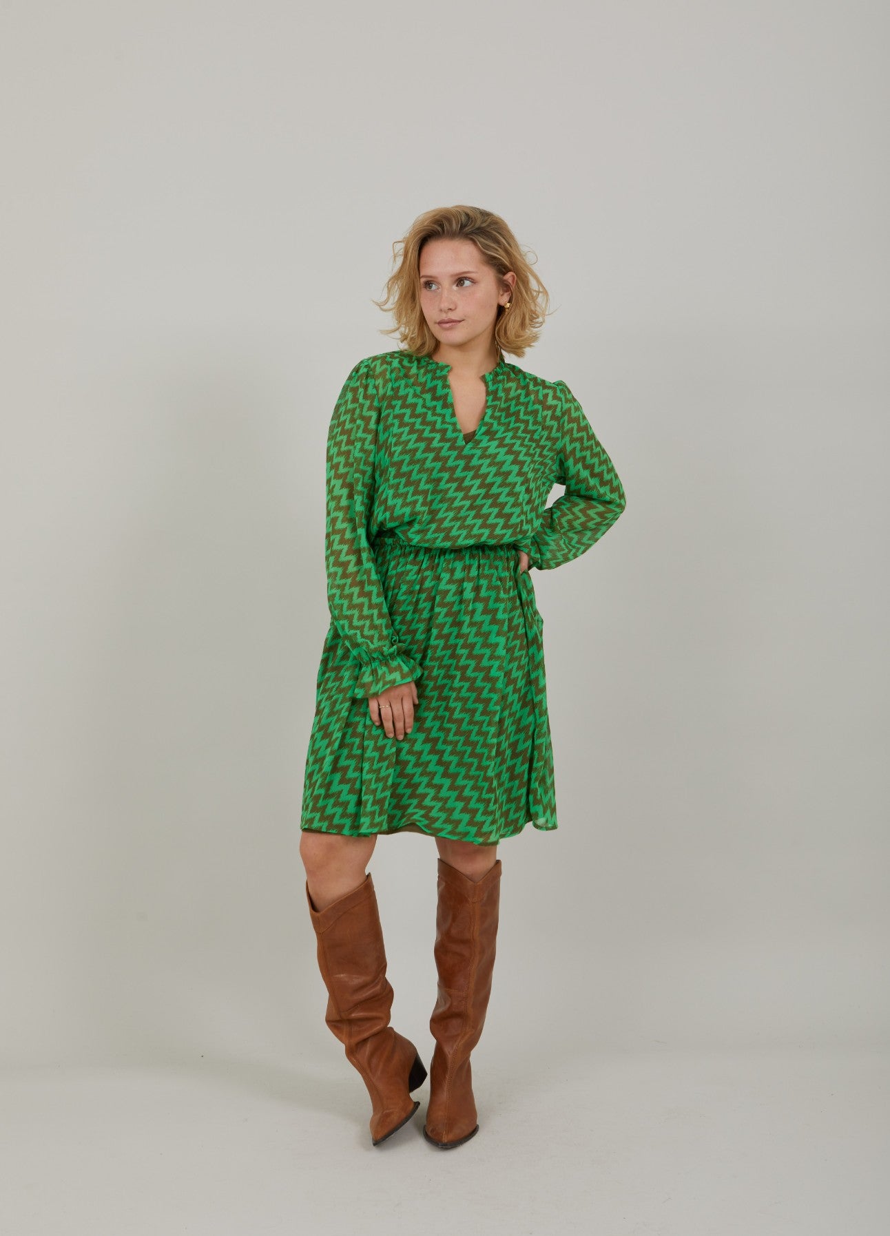 KJOLE I ZIG ZAG IKAT PRINT - Zig zag print