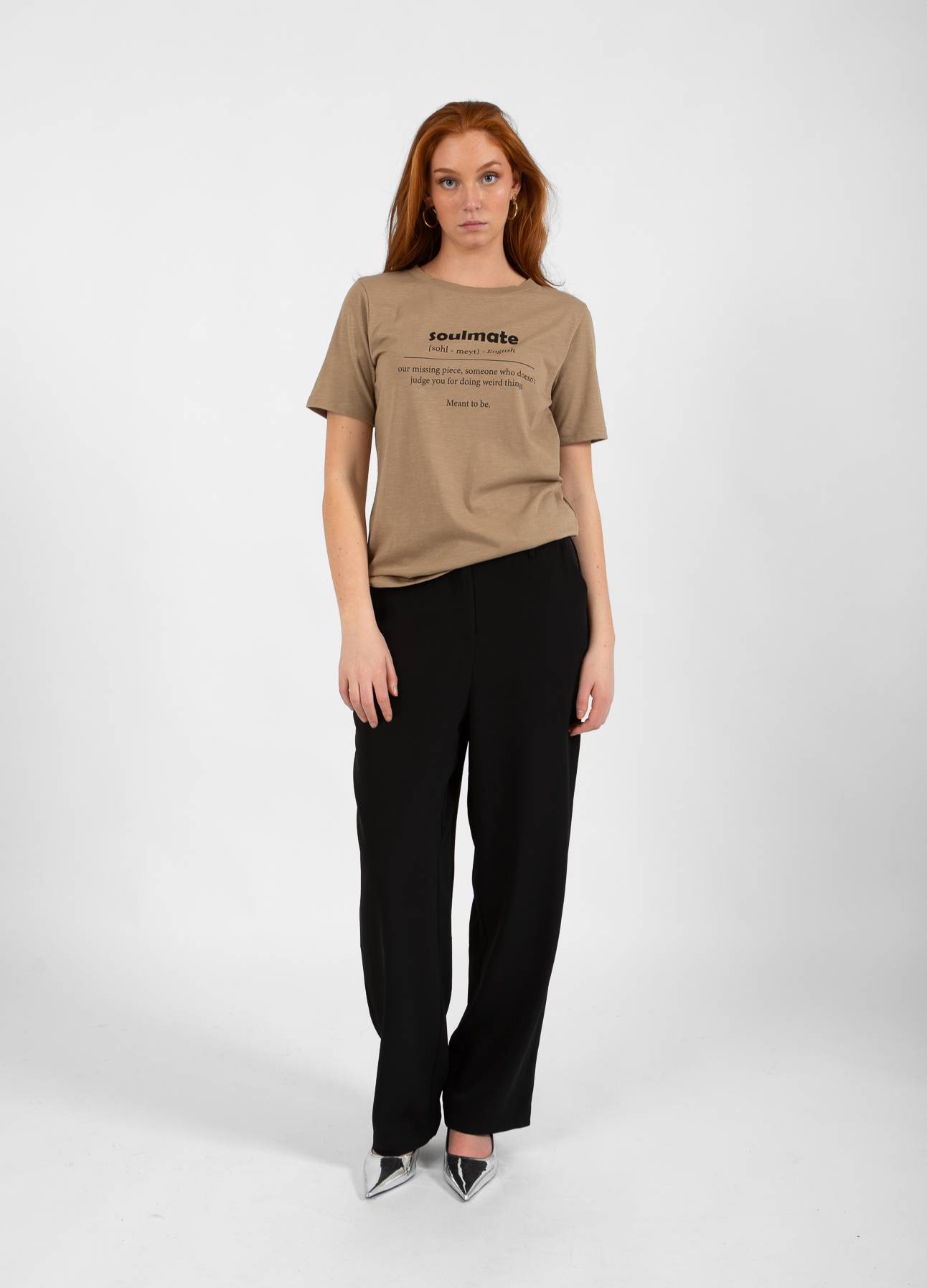 CC HEART SOULMATE T-SHIRT - MELLEM ÆRME - Warm Sand