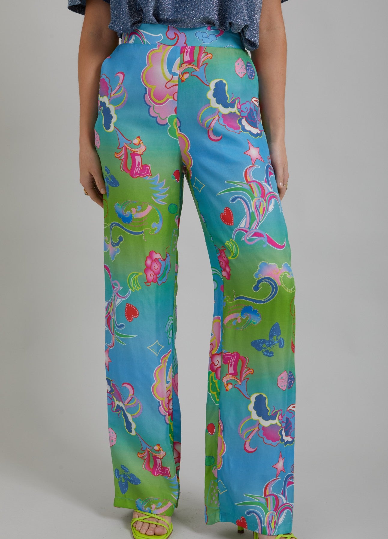 BUKSER M. GAME ON PRINT - SILLE FIT - Game on print