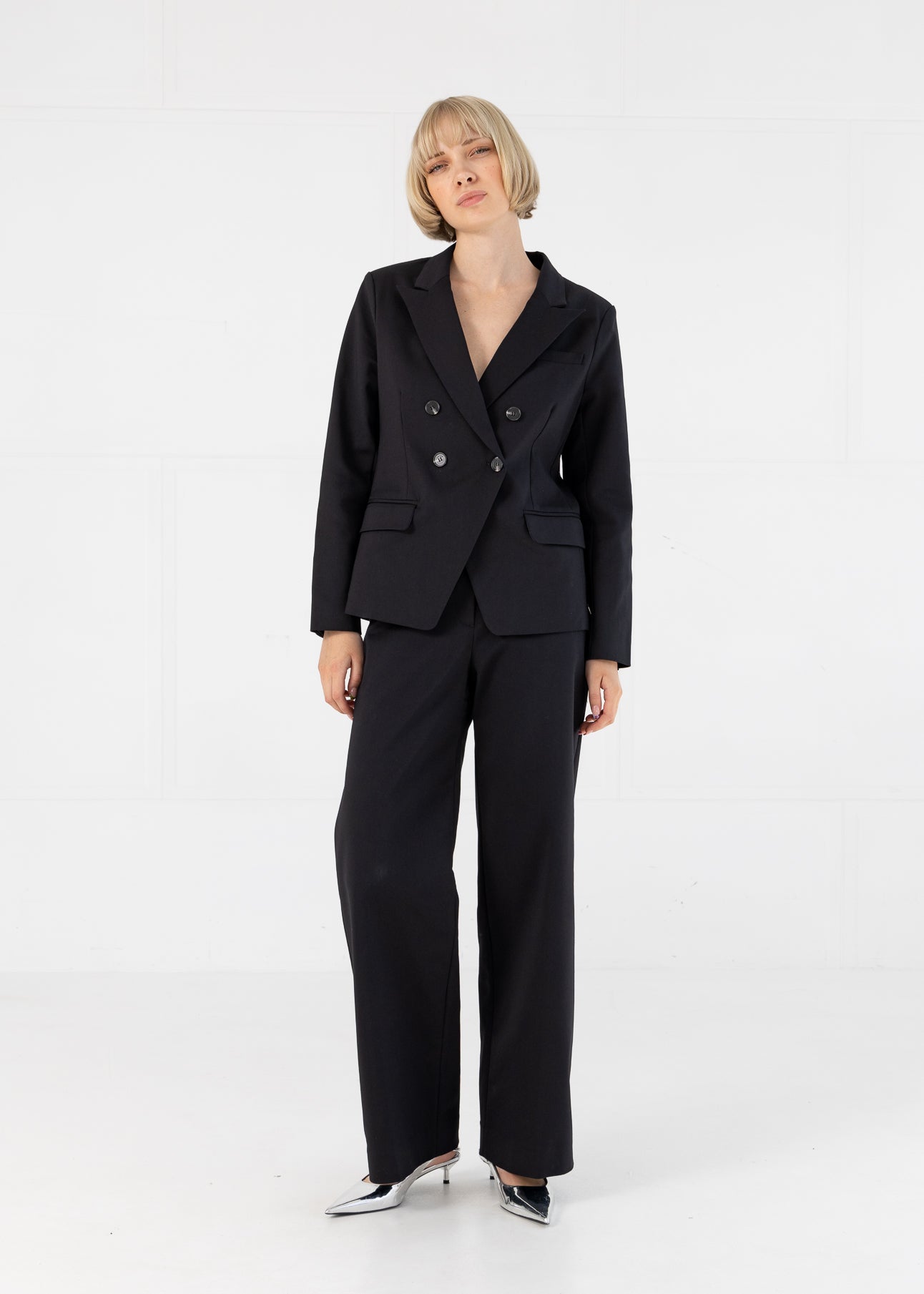 DOBBELTRADET BLAZER MED PRAKTISKE DETALJER - Black