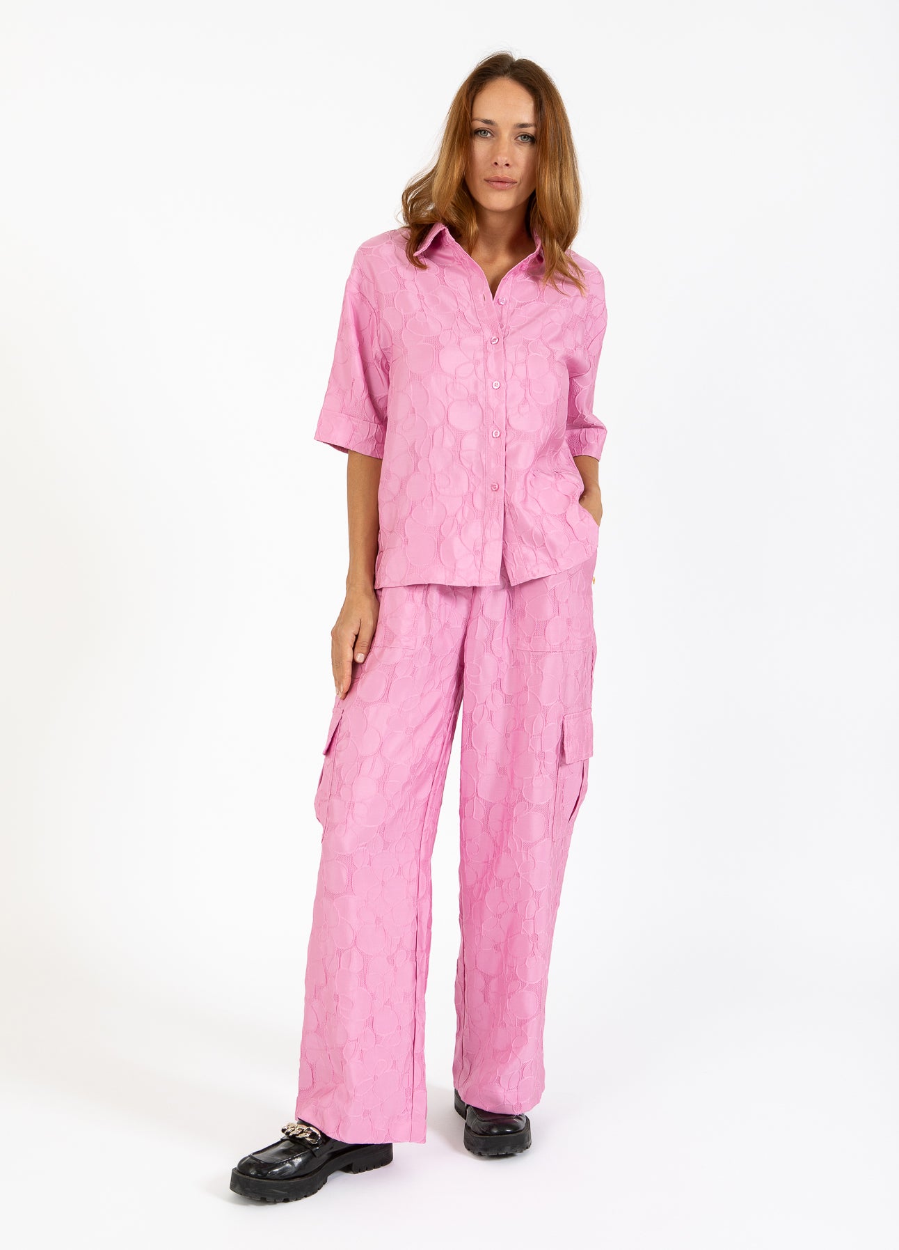 JACQUARD CARGO BUKSER - SILLE FIT - Magenta Mode