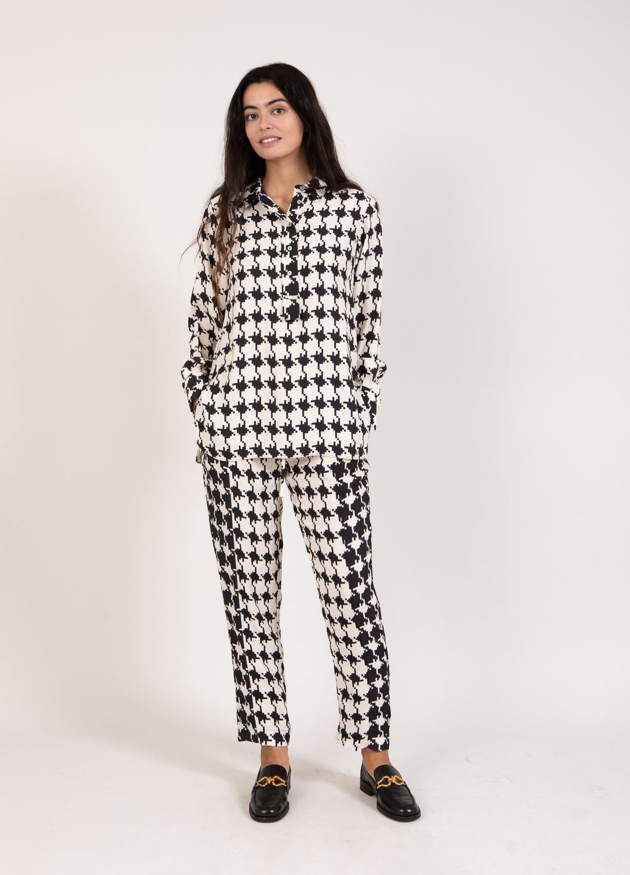 BUKSER I HOUNDSTOOTH PRINT - STELLA FIT - Houndstooth mix print