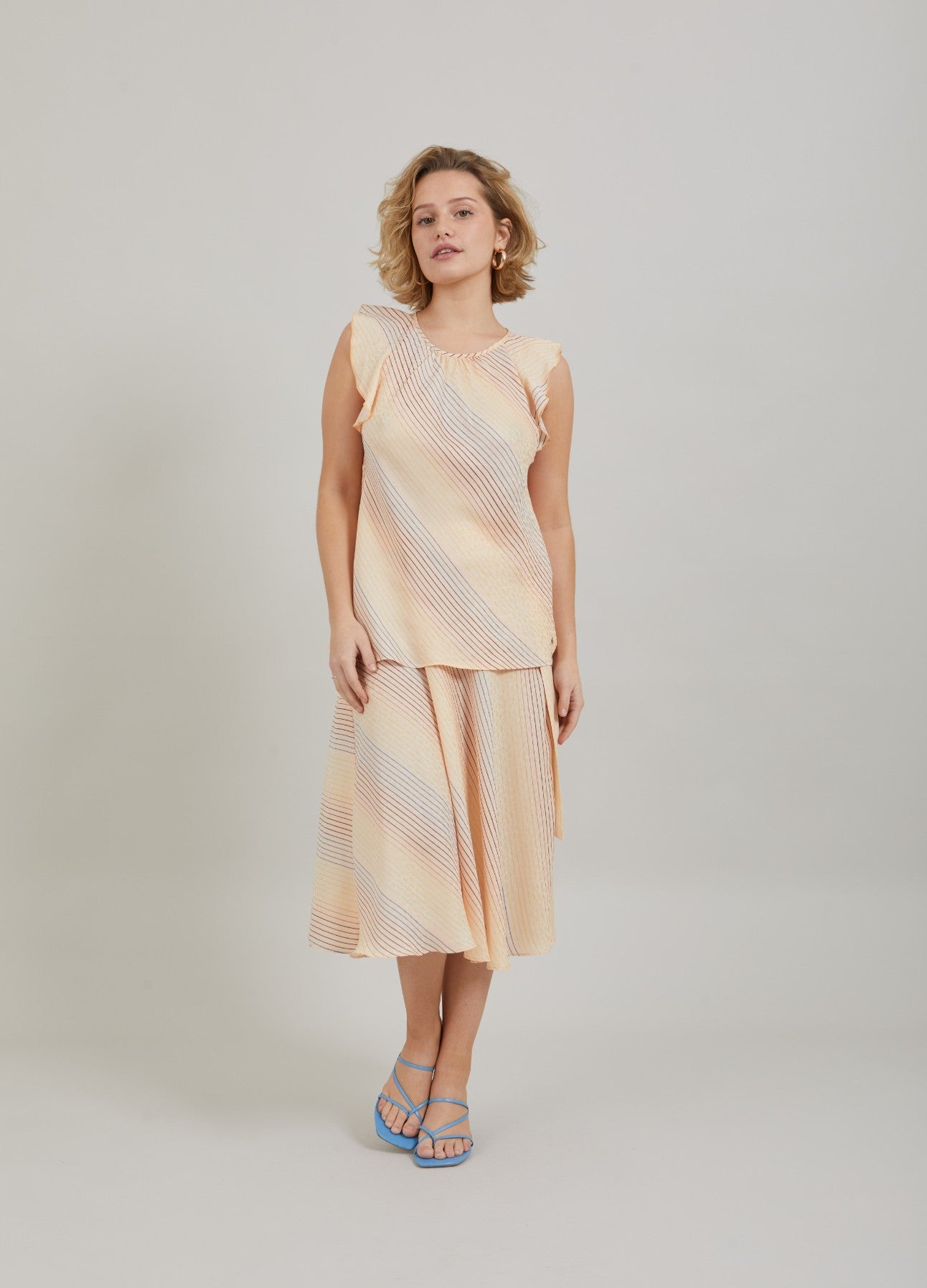 TOP M. STRIBET REGNBUE PRINT - Rainbow stripe print