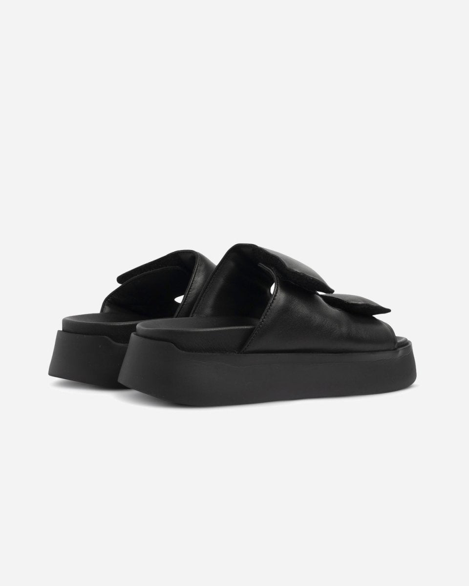 juno-slide-black-leather_1.jpg Juno Slide - Black Leather