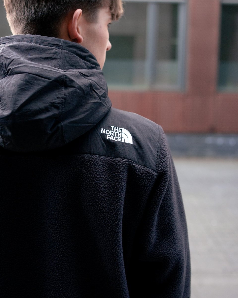 Denali 2 Anorak - Black