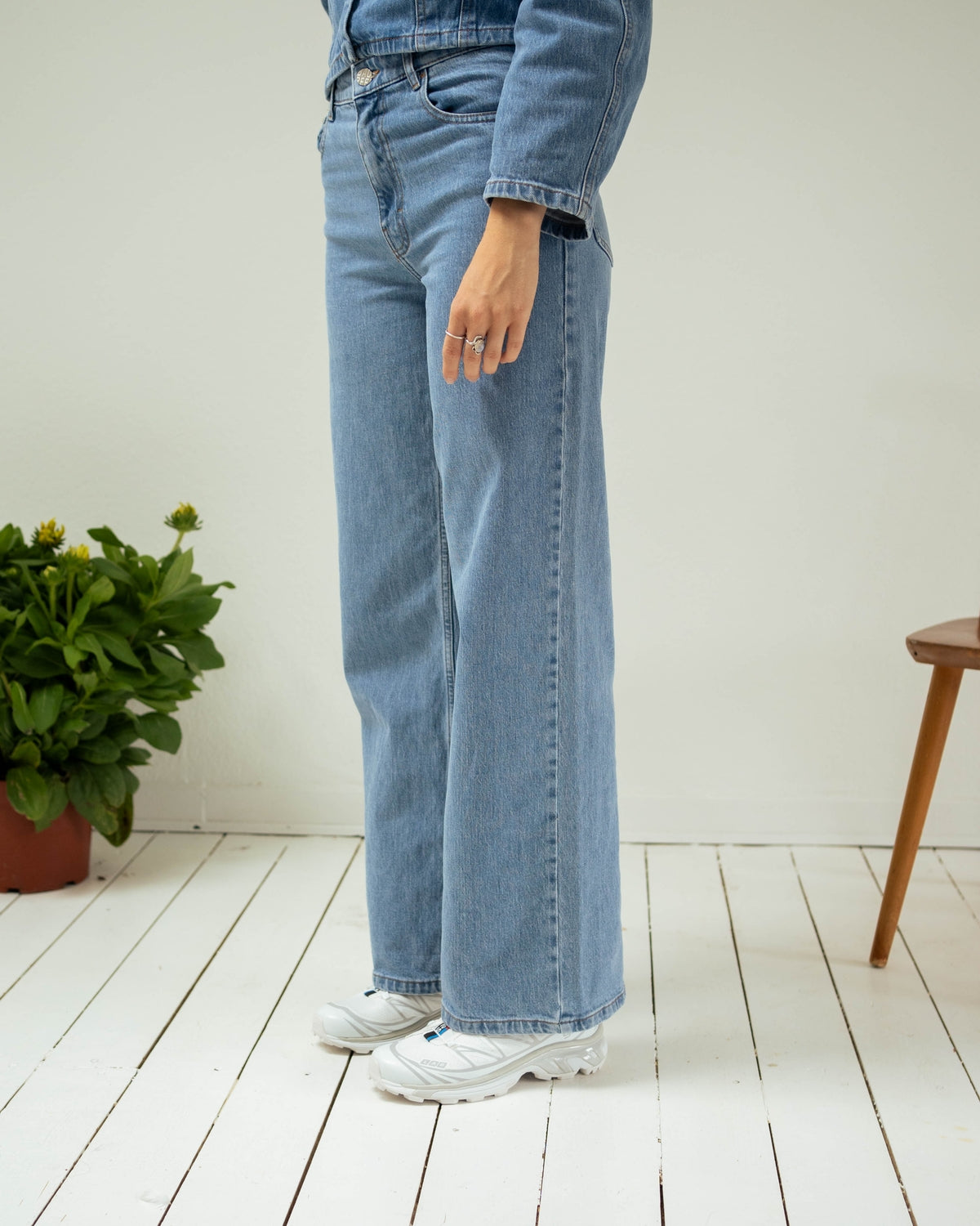 nini-blue-vintage-denim_2.jpg Nini - Blue Vintage Denim