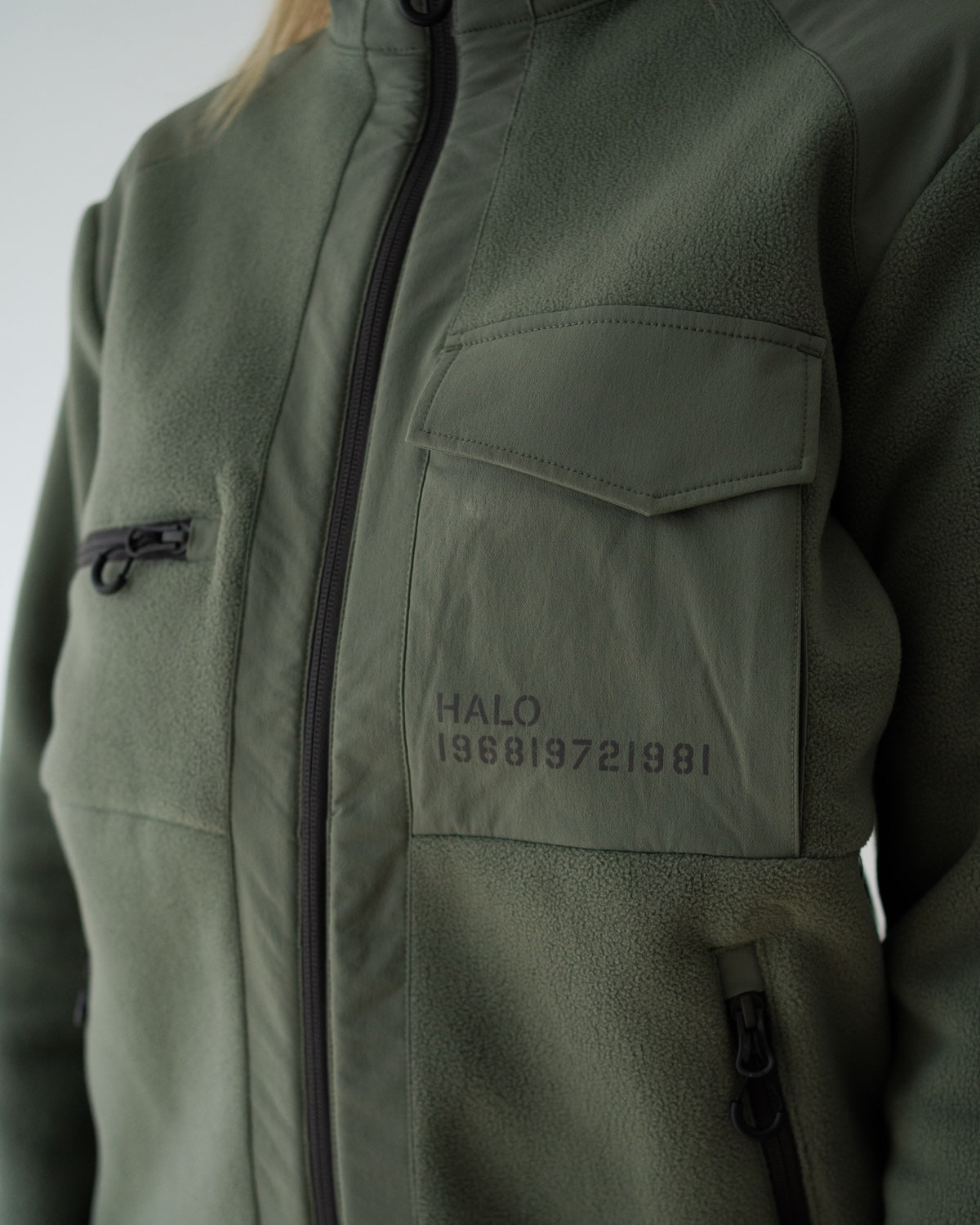 halo-paneled-fleece-jacket-agave-green_3.jpg Halo Paneled Fleece Jacket - Agave Green Online nu