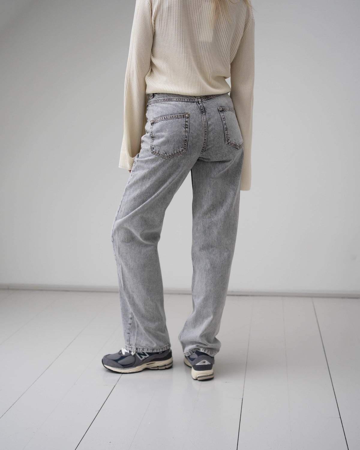 carla-snow-jeans-grey_2.jpg Carla Snow Jeans - Grey