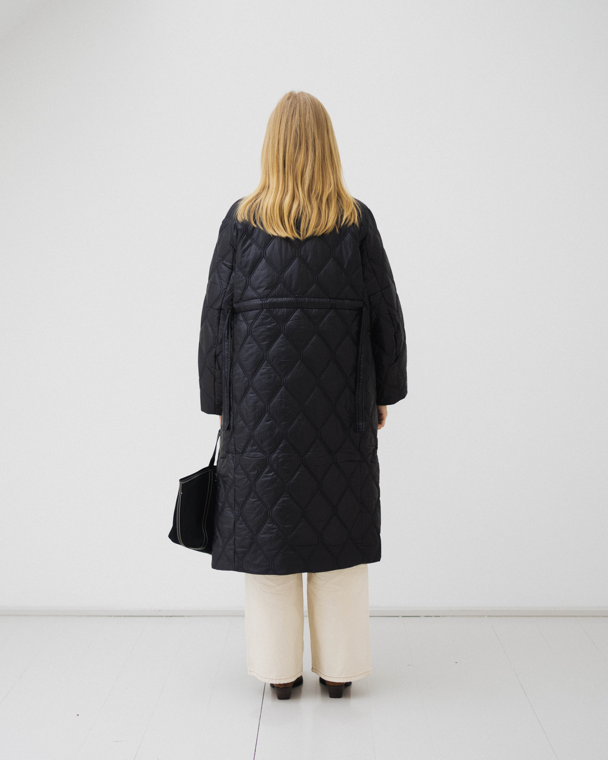 shiny-quilt-long-coat-black_2.png Shiny Quilt Long Coat - Black