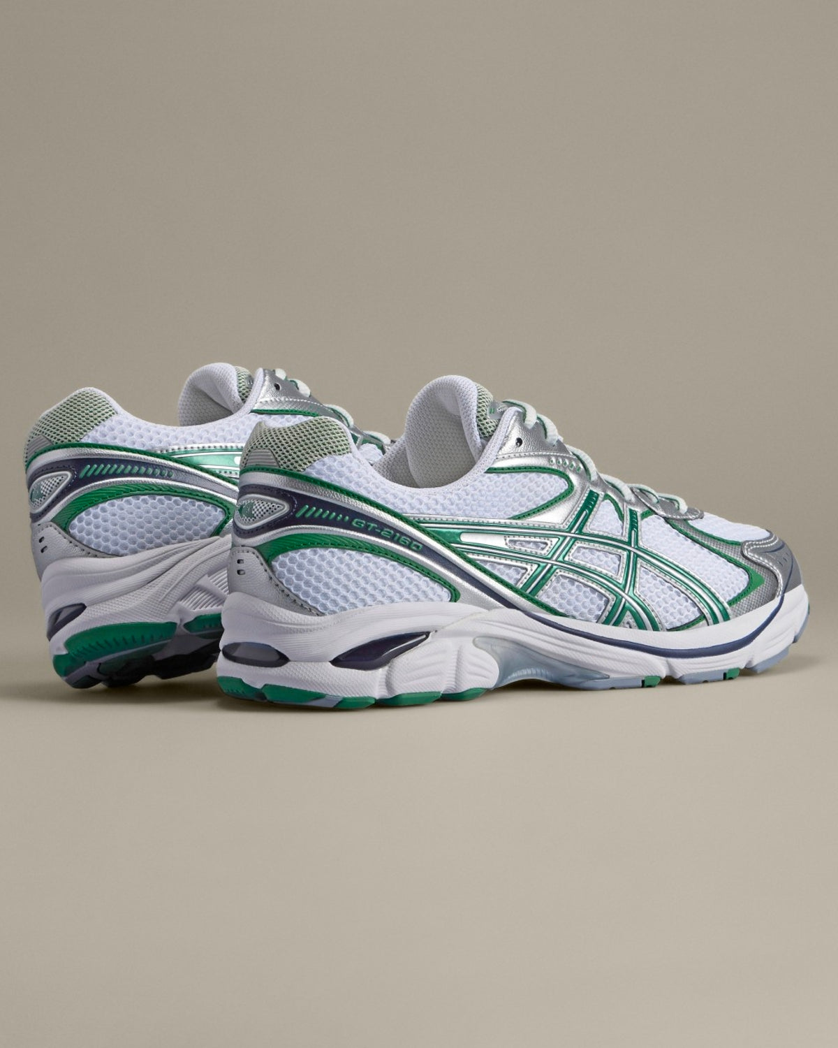 gt-2160-white-shamrock-green_2.jpg GT-2160 - White/Shamrock Green