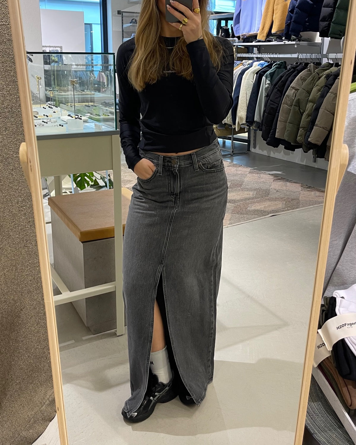 ankle-column-skirt-adventure-seeker_1.jpg Ankle Column Skirt - Adventure Seeker