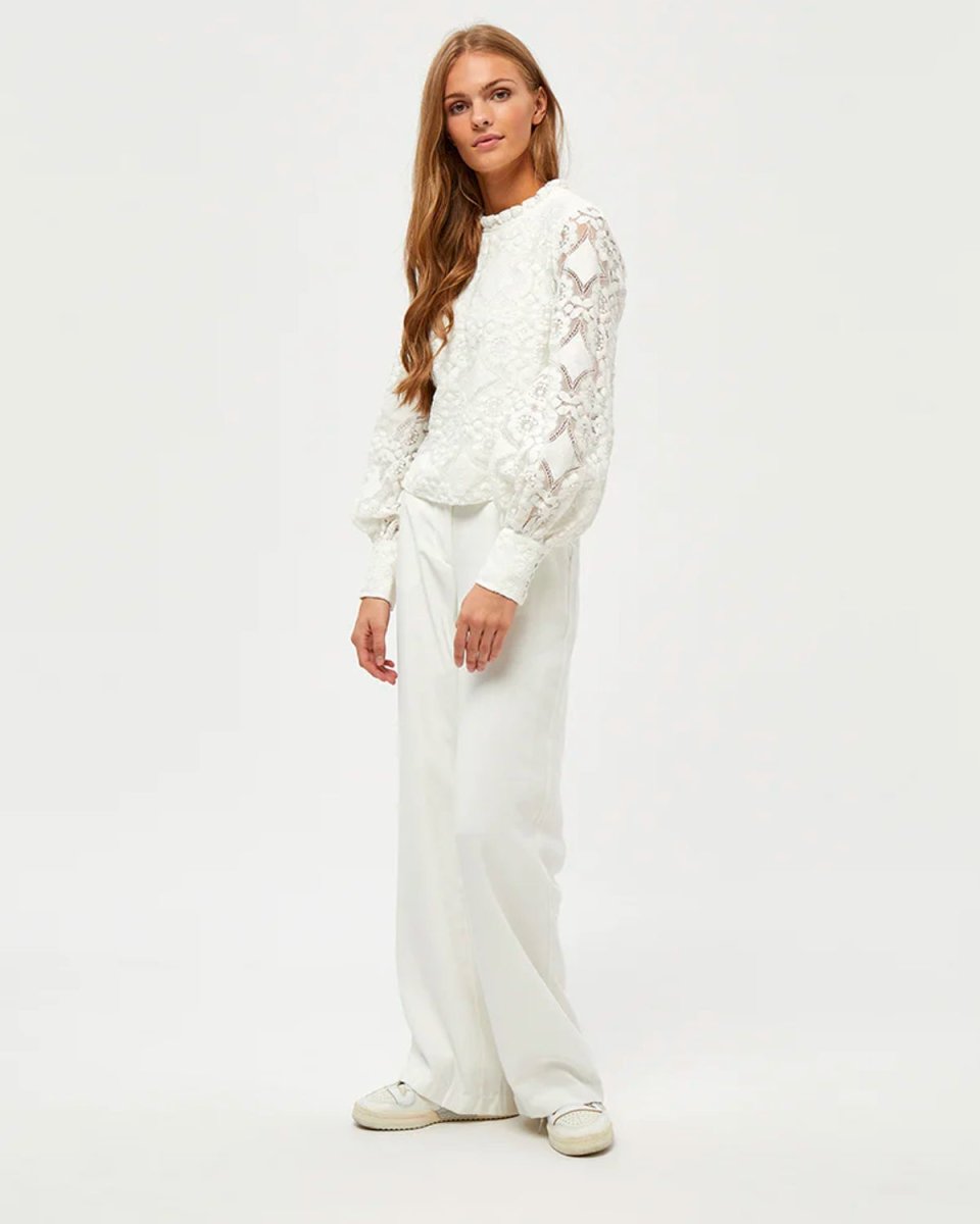 frida-blouse-cloud-dancer_1.jpg Frida Blouse - Cloud Dancer
