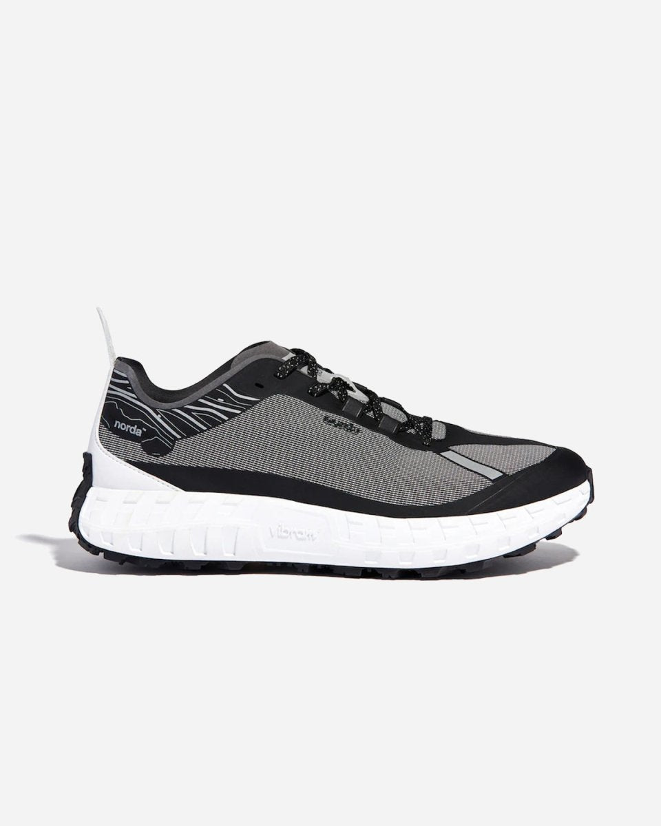 Norda 001 M - Black/White Online salg