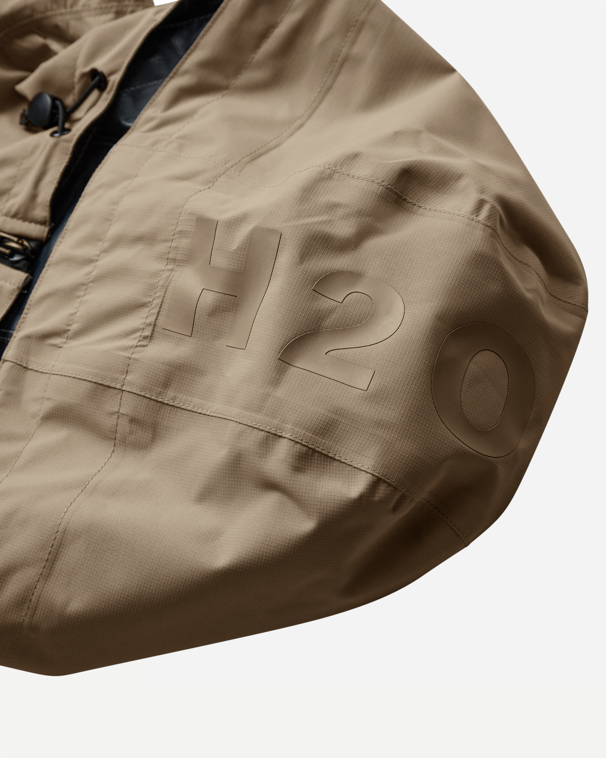 roemoe-lw-rain-jacket-packable-warm-grey_2.png Rømø LW Rain Jacket Packable - Warm Grey