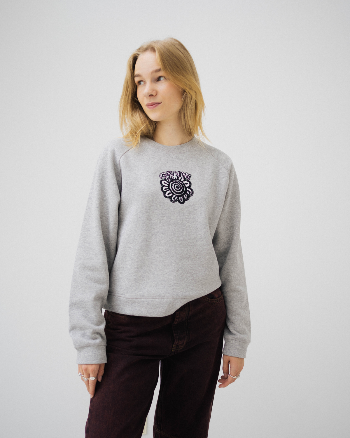 isoli-raglan-solid-sweatshirt-paloma-melange_1.png Isoli Raglan Solid Sweatshirt - Paloma Melange
