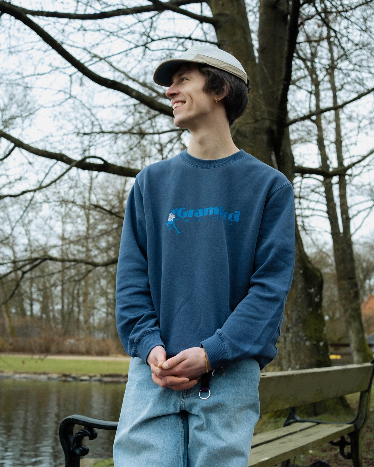 dancing-man-sweatshirt-navy-pigment_1.jpg Dancing Man Sweatshirt - Navy Pigment