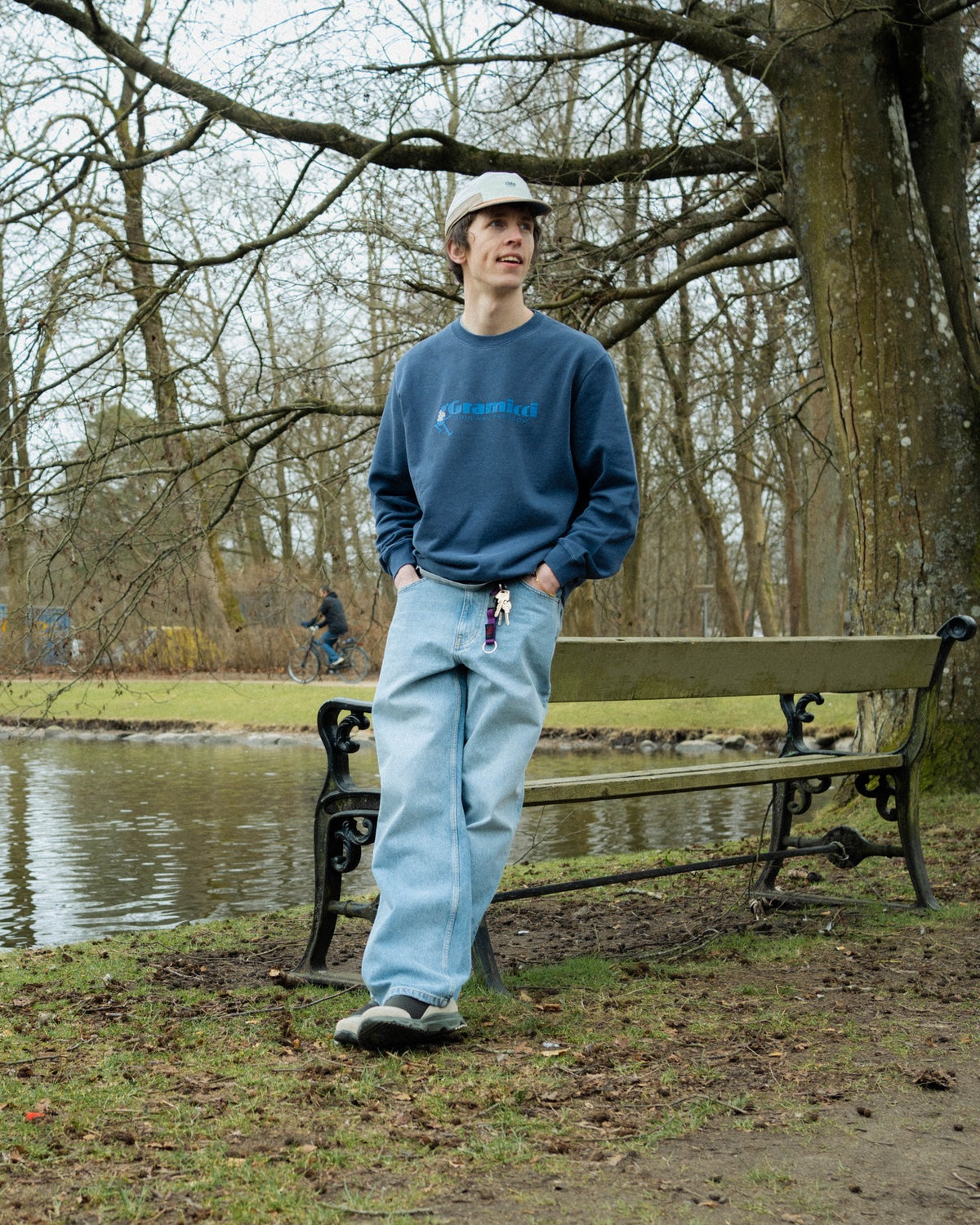 dancing-man-sweatshirt-navy-pigment_3.jpg Dancing Man Sweatshirt - Navy Pigment