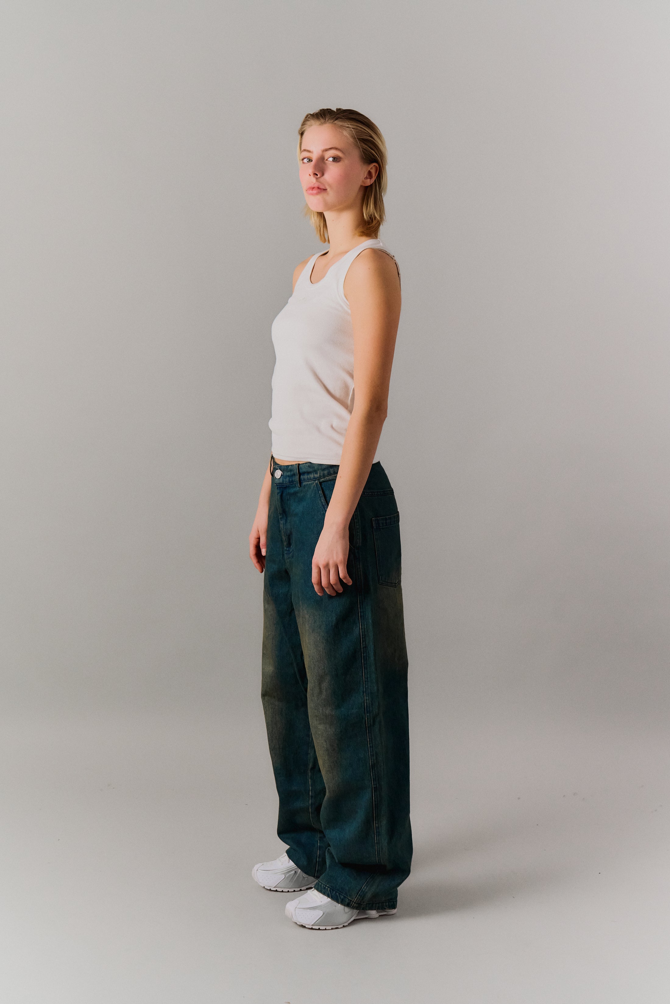 Washed Baggy Jeans