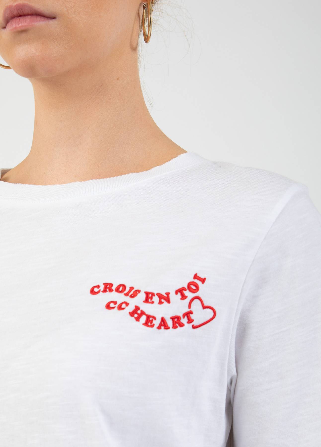 CC HEART TOI T-SHIRT - MELLEM ÆRME - White