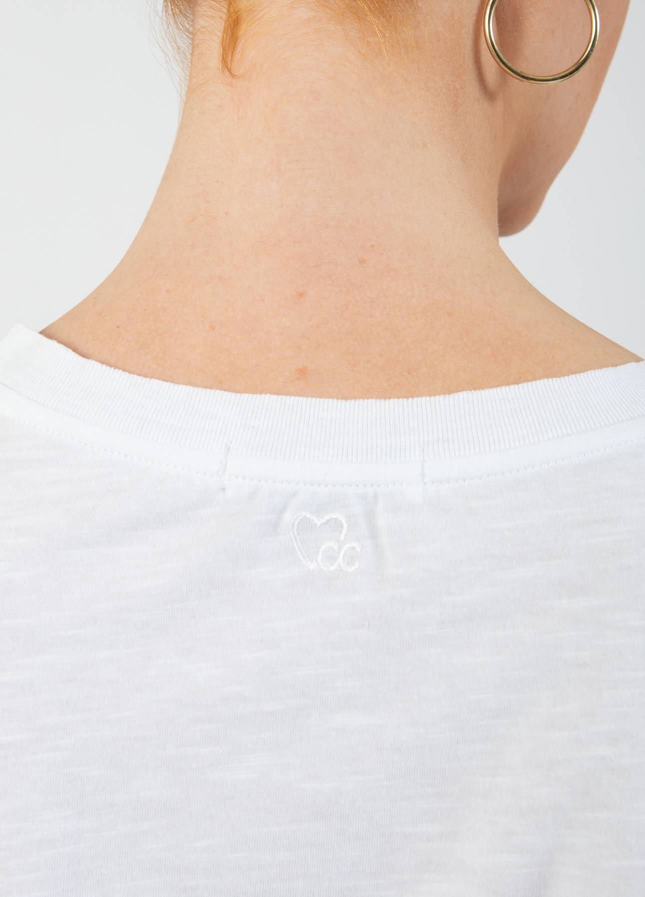 CC HEART TOI T-SHIRT - MELLEM ÆRME - White
