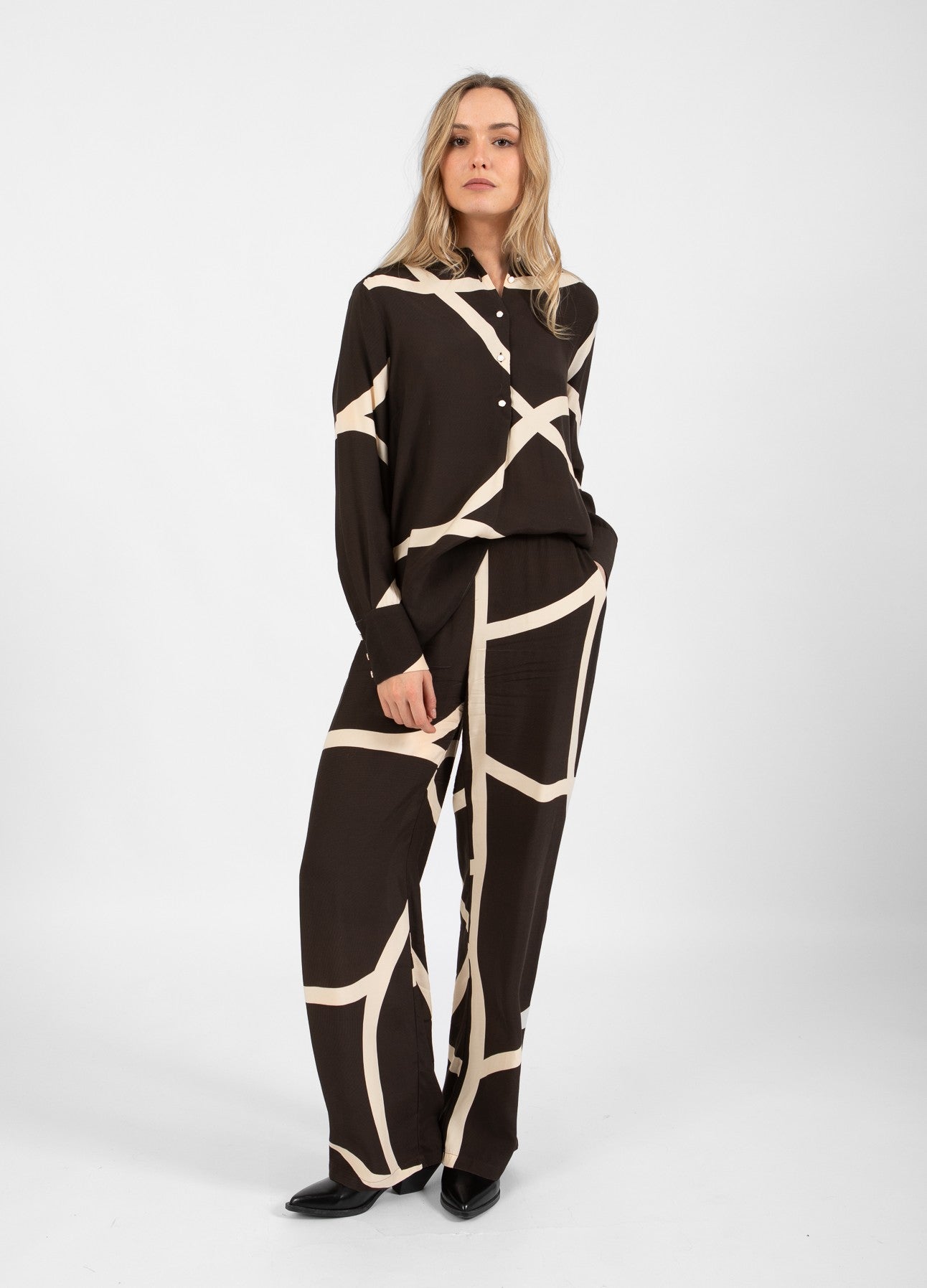 BUKSER MED FIELS PRINT - SILLE PASFORM - Field print