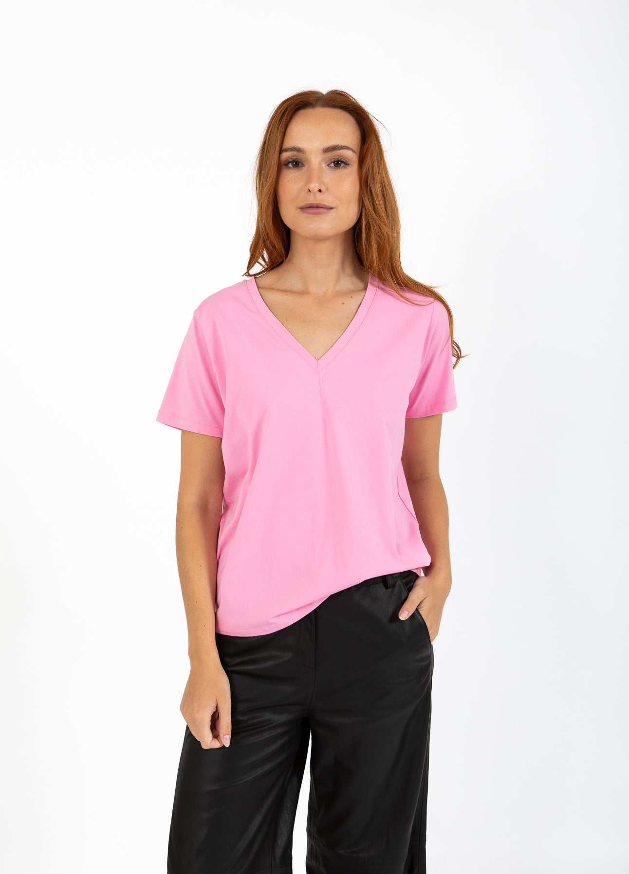 T-SHIRT MED V-UDSKÆRING - MELLEMLANGE ÆRMER - Bubble pink