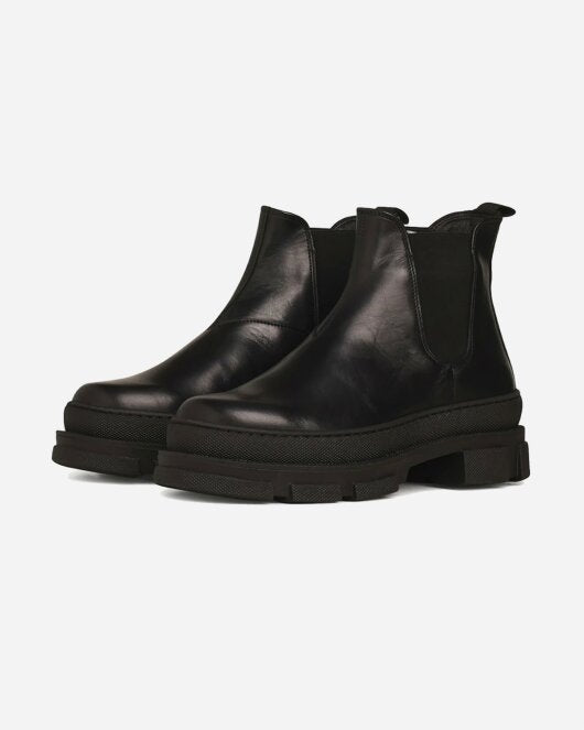 Irean Chelsea - Black