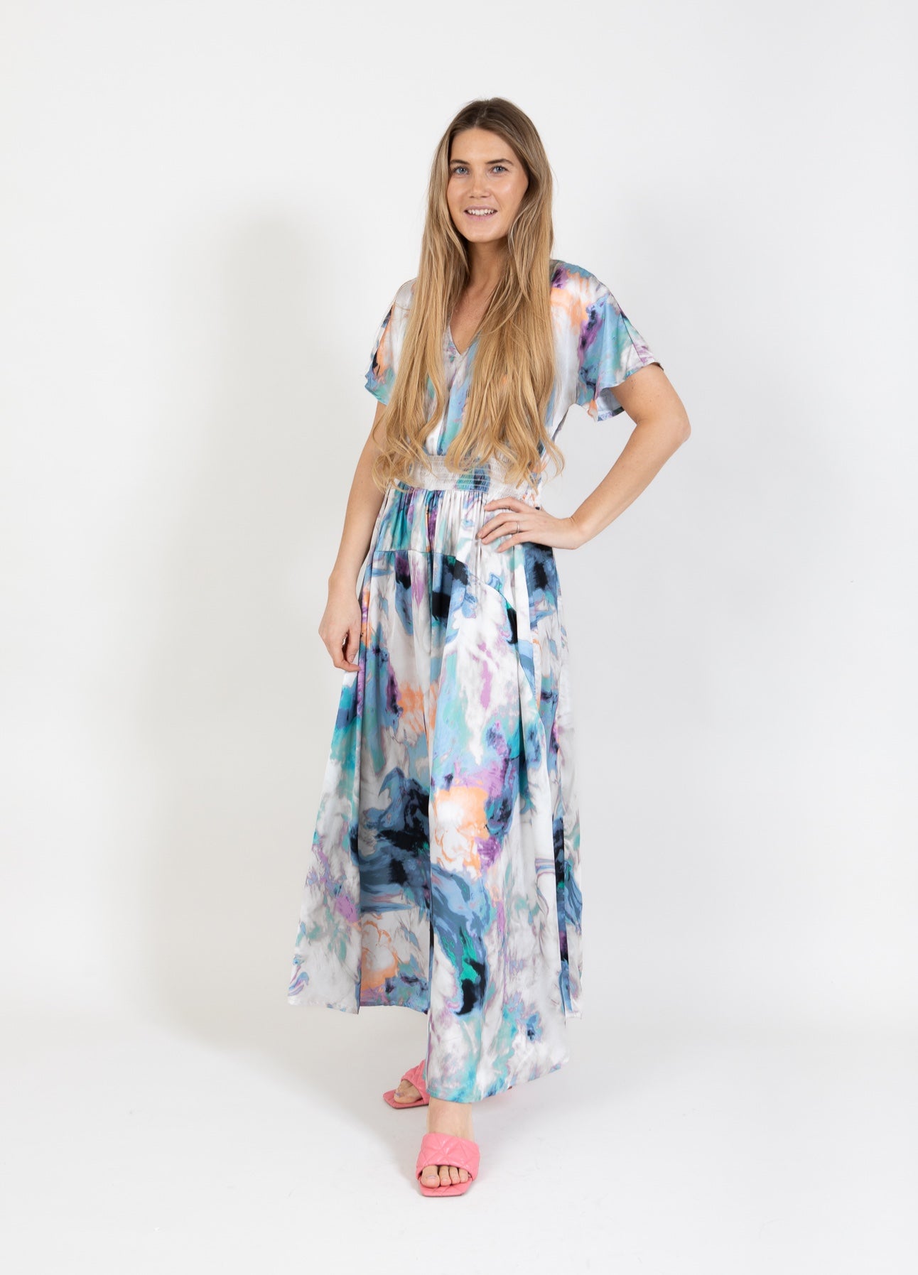 KJOLE MED RYNKET TALJE I SWIRL PRINT - Swirl print