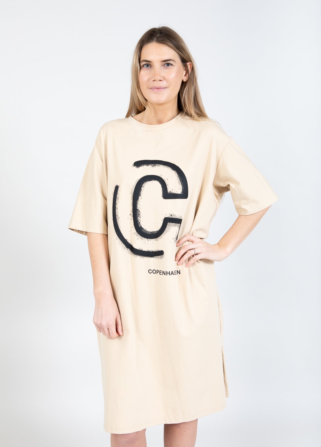 T-SHIRT KJOLE MED PRINT - Vanilla