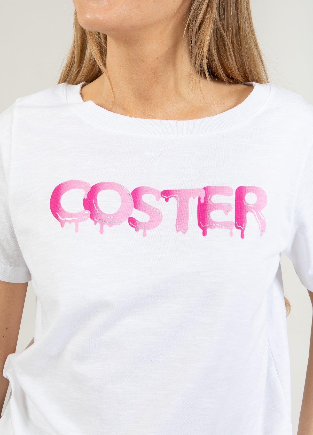 T-SHIRT MED GRAFITTI LOGO - White
